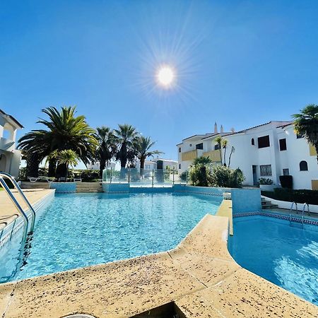 Lavanda - 2 Bedrooms - 3 Level Pool - Garden - Beach 1Km Estombar Exterior photo