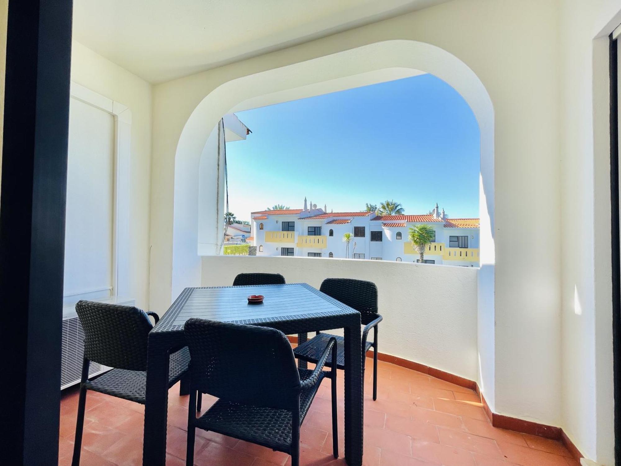 Lavanda - 2 Bedrooms - 3 Level Pool - Garden - Beach 1Km Estombar Exterior photo
