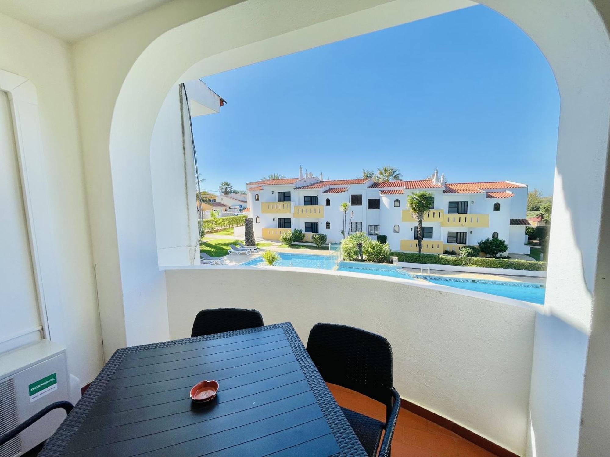 Lavanda - 2 Bedrooms - 3 Level Pool - Garden - Beach 1Km Estombar Exterior photo